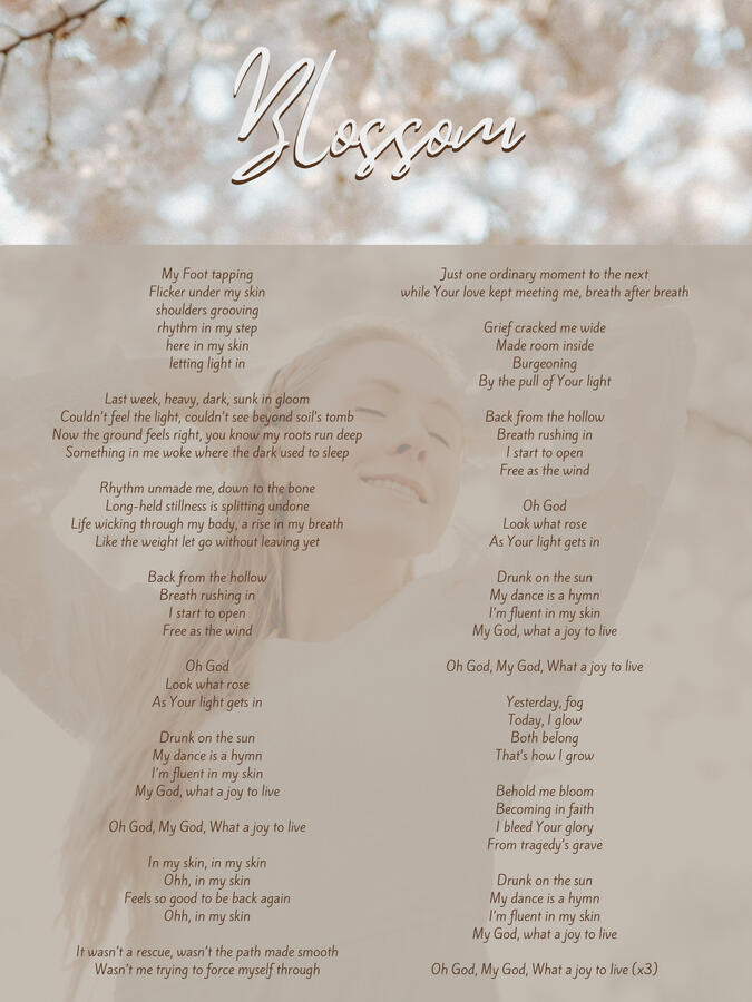 Lake-Light Emerald Lyrics